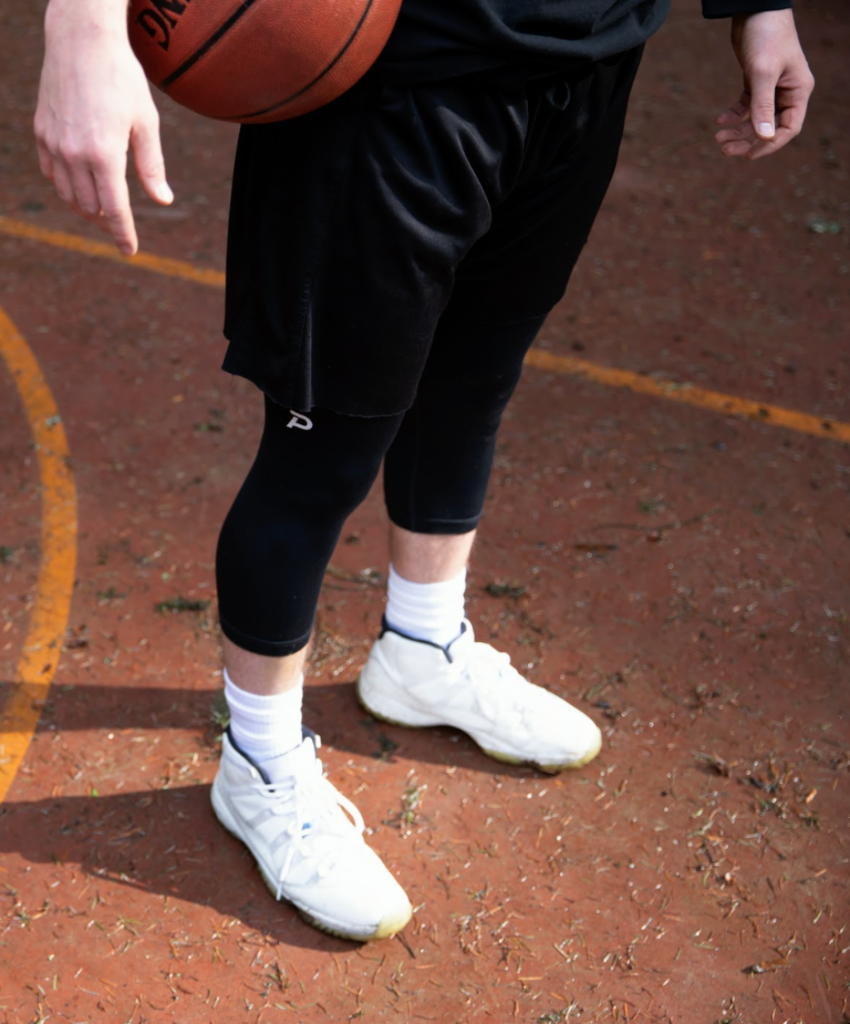 3/4 Strider Compression Tight